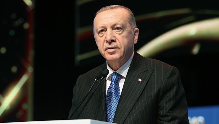 Cumhurbaşkanı Erdoğan, Azerbaycanlı şehit askerlerin aileleriyle görüştü