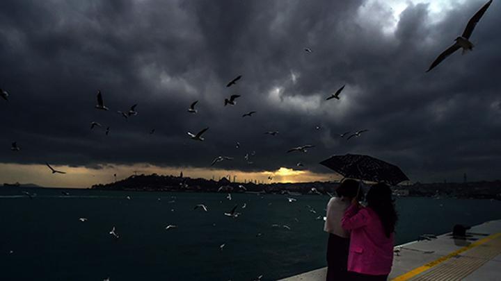 Meteoroloji il il uyardı: Kuvvetli yağış geliyor…. Prof. Dr. Orhan Şen: Su baskınına dikkat