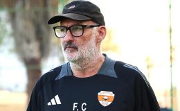 Adanaspor, François Ciccolini ile yollarını ayırdı