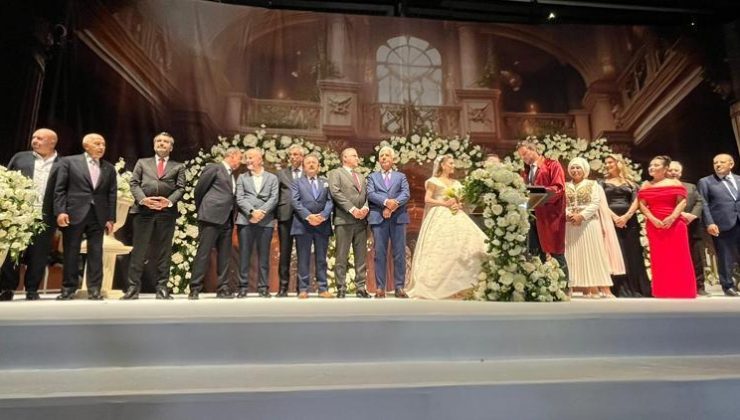 Ali Koç ve Aziz Yıldırım nikah şahidi oldu