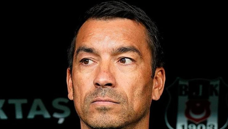 Beşiktaş'ta Giovanni van Bronckhorst'tan 5 değişiklik