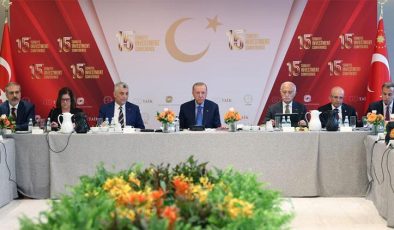 Cumhurbaşkanı Erdoğan, Amerikalı ve Türk iş adamlarıyla bir araya geldi: Yeni ortaklıklar kurmak için sizlerin desteği mühimdir