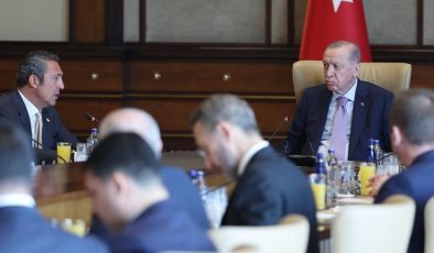 Cumhurbaşkanı Erdoğan, Fenerbahçe Başkanı Ali Koç’u makamında kabul etti