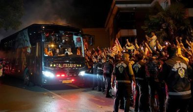 Galatasaray’a Florya’da coşkulu karşılama