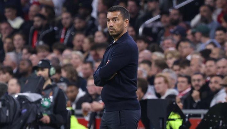 Giovanni van Bronckhorst: ’60 dakikada oyun bitti, bunu beklemiyordum’