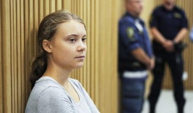 Greta Thunberg’e Gazze protestosunda gözaltı