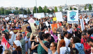 Hayvanseverler Yenikapı’da buluştu