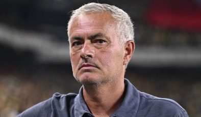 Jose Mourinho’dan flaş açıklamalar! ‘Hakemler Galatasaray’a farklı bakıyor’ Osimhen, Ali Koç, şampiyonluk, transfer…