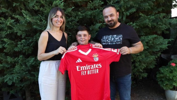 Kerem Aktürkoğlu’nun Galatasaray’dan Benfica’ya gidişine üzülen Rüzgar, formasına kavuştu