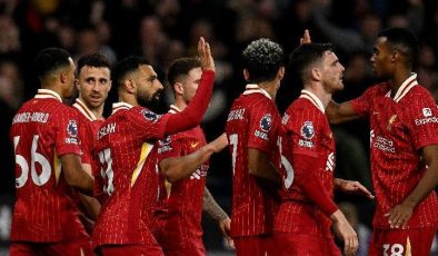 Liverpool kazandı, liderliği aldı