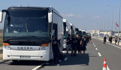 PAOK taraftarları, Galatasaray maçı için otobüslerle Türkiye’ye geldi