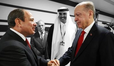 Sisi’nin Türkiye ziyareti dünya basınında: Stratejik değişimin sinyallerini veriyor, önemli bir dönüm noktası olacak…