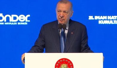 Teğmenlerin kılıçlı yemini… Cumhurbaşkanı Erdoğan: Kılıçları kime çekiyorsunuz? Araştırma yapılıyor, kendini bilmezler temizlenecek