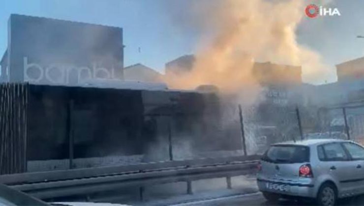 Avcılar’da metrobüste yangın