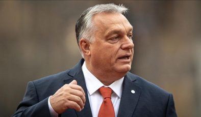 Avrupa Parlamentosu’nda kriz! Orban’a para fırlattı