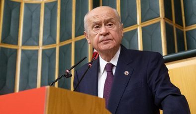 Devlet Bahçeli’nin İmralı sözlerinin kodları… MHP kulislerinde son durumu CNN TÜRK’te Dicle Canova anlattı