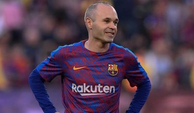 Efsane isim Andres Iniesta, futbolu bıraktı