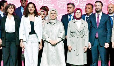 Emine Erdoğan’dan ‘normal doğum’ çağrısı