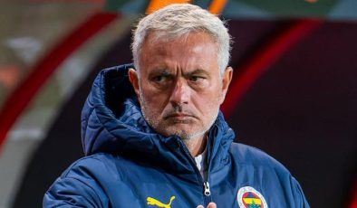 Fenerbahçe’de Jose Mourinho kararını verdi! Kadroda değişime gidecek