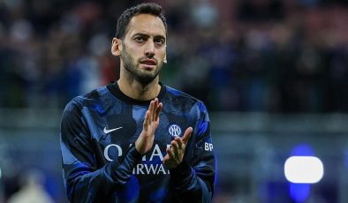 Hakan Çalhanoğlu’na mükemmeliyet ödülü