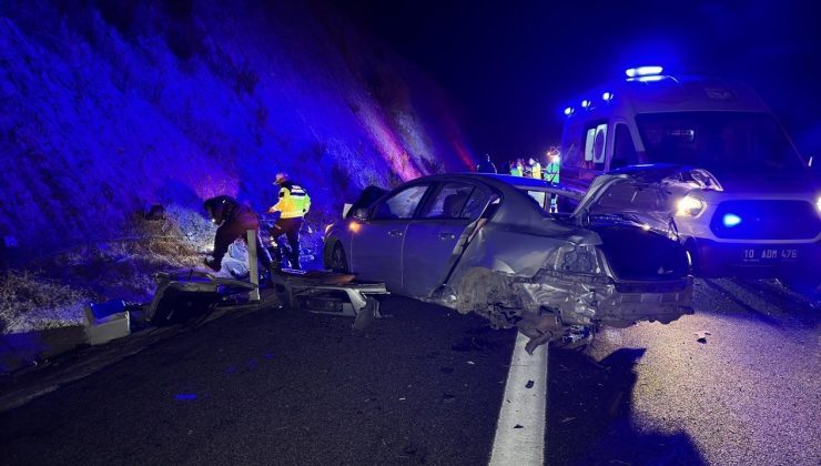 İstanbul-İzmir Otoyolu’nda 5 araç tırdan düşen tomruklara çarptı, 1 kişi öldü, 9 kişi yaralandı