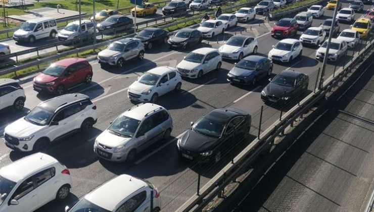 İstanbul’da Cumhuriyet Bayramı trafiği: Yoğunluk yüzde 71’e ulaştı