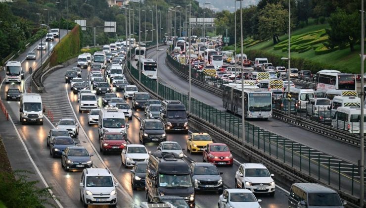 İstanbul’da trafik yoğunluğu! Yüzde 74’ü buldu