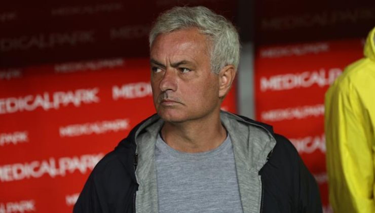 Jose Mourinho’dan maç sonu hakem tepkisi: ‘Bazı takımlar için faul oluyor’