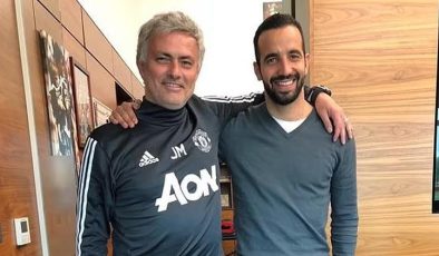 Mourinho’nun stajyeri, Manchester United’ın başına geçiyor!