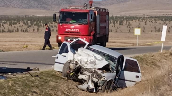 Öğrenci servis aracı otomobille çarpıştı! 5 kişi ağır yaralandı