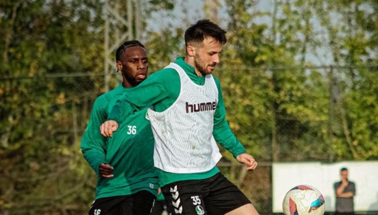 Sakaryaspor'da Jakub Szumski ile Salih Dursun antrenmanda yok