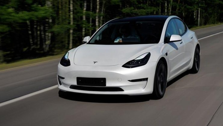 Tesla’dan radikal Model 3 kararı