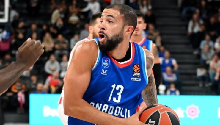 Baskonia maçı öncesi Anadolu Efes'te Darius Thompson: Bizim için çok önemli bir maç