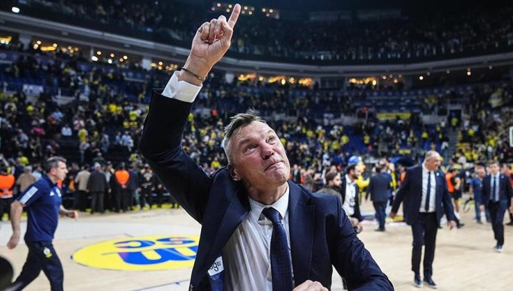 Bayern Münih galibiyeti sonrası Fenerbahçe Beko Başantrenörü Sarunas Jasikevicius: Durulması zor bir takım ancak biz maça çok motive geldik