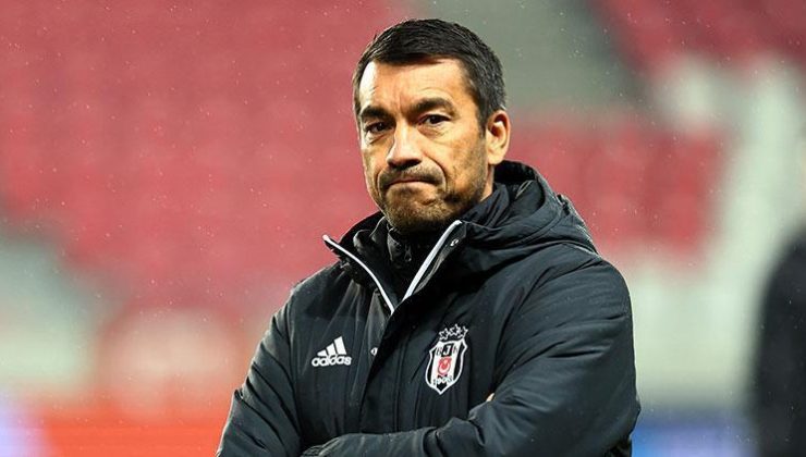 Beşiktaş dibe vurdu! Bronckhorst ile yollar ayrılmak üzere…