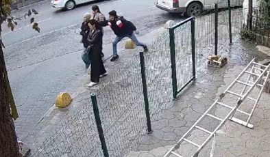 Beyoğlu’nda kapkaç kamerada