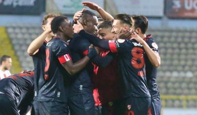 Boluspor, Ümraniyespor engelini 3 golle geçti!