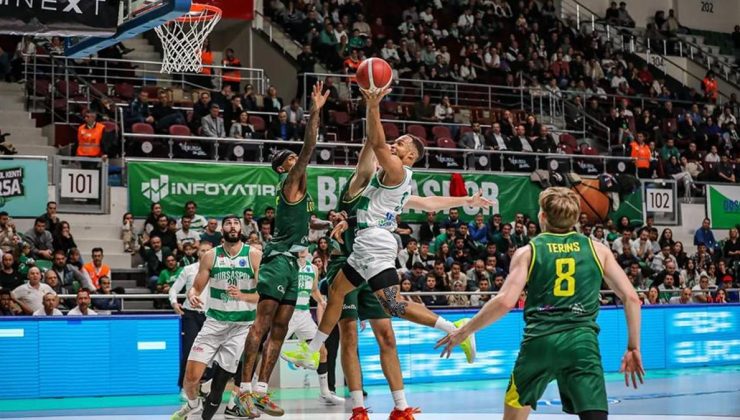 Bursaspor – Patrioti Levice: 97-101