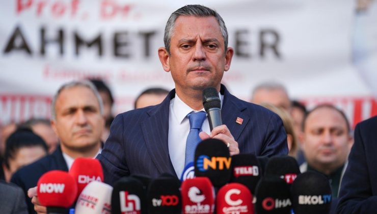 CHP Genel Başkanı Özel, Esenyurt’ta konuştu: Nöbete devam kararı aldık