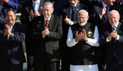 Cumhurbaşkanı Erdoğan, G20 lideriyle aile fotoğrafı çekildi