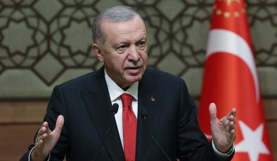 Cumhurbaşkanı Erdoğan, Sezai Karakoç’u andı