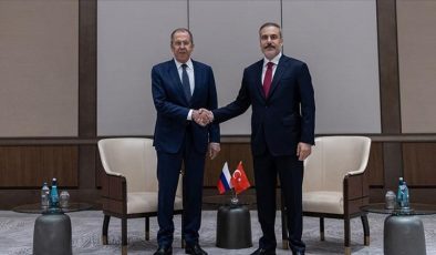 Dışişleri Bakanı Hakan Fidan, Rus mevkidaşı Lavrov ile görüştü