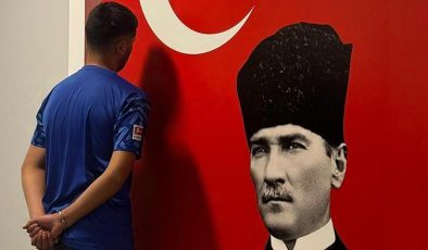 Dükkan sahibi genç üzerine uçmuştu! Atatürk görseline basan şahıs tutuklandı