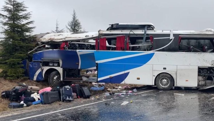 Eskişehir’de otobüs kazası: 1 ölü, 30 yaralı