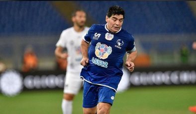 Futbolun efsanesi Diego Armando Maradona’nın 4. ölüm yıl dönümü