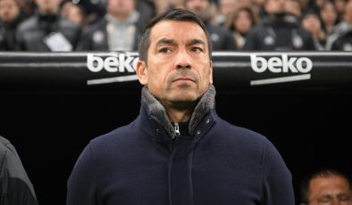 Giovanni van Bronckhorst’tan yenilgi sonrası açıklama: Sorumluluk hissediyorum