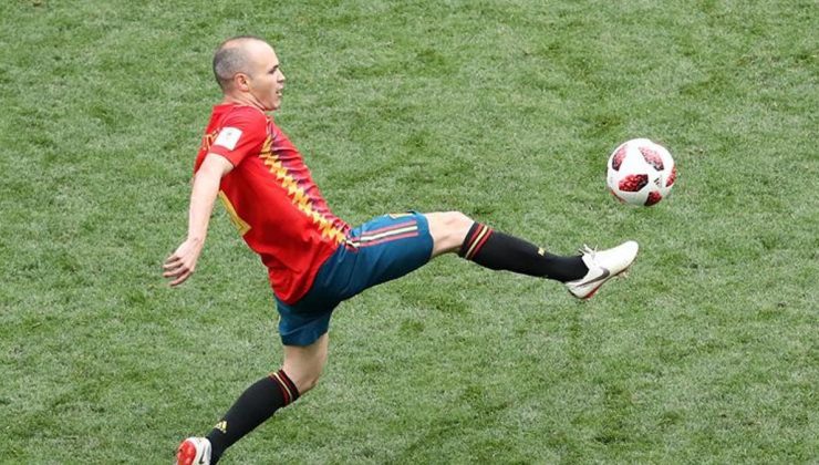 Iniesta vedası için Tokyo'da El Clasico oynanacak