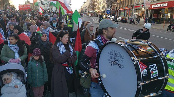 İsveç’te İsrail protestosu: Lahey’de yargılanmalarını sağlayacağız