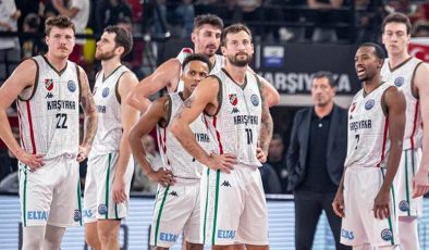 Karşıyaka Basketbol'da oyuncular kazan kaldırdı!