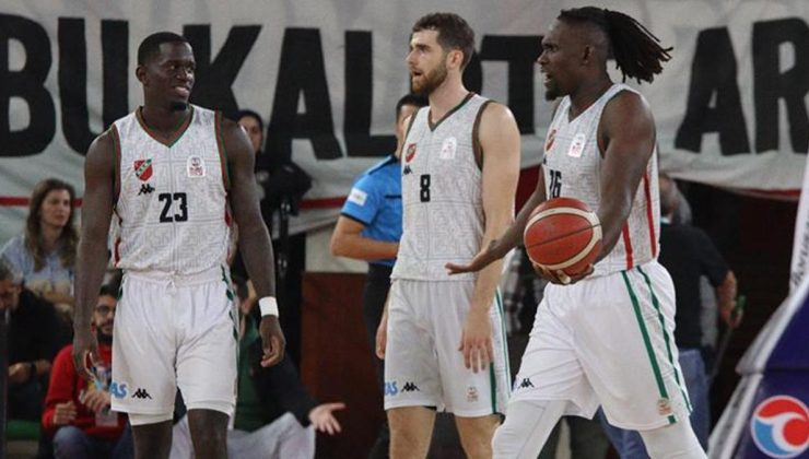 Karşıyaka basketbolda doludizgin